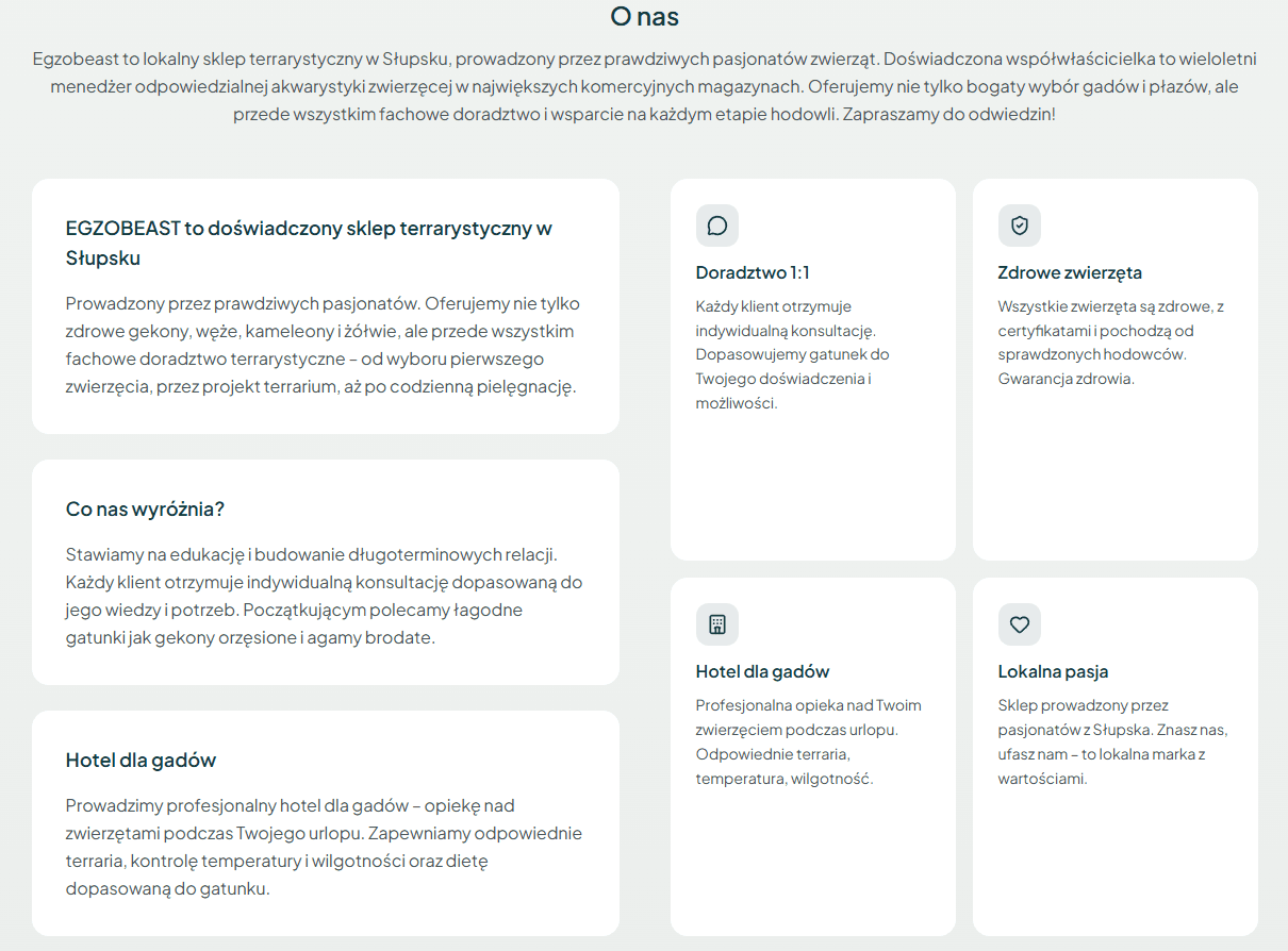Sekcja "O nas" Egzobeast z kolorystyką leśną i kartami